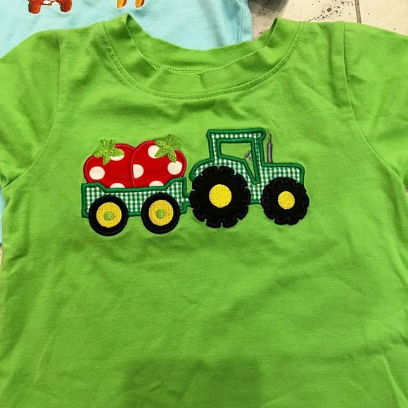 Bundle of 3 Smock Monkey Applique and Smocked Tee Shirts Puppy, Tractor, Apple - Picture 3 of 7